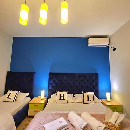 Center Easy_luxury 地拉那